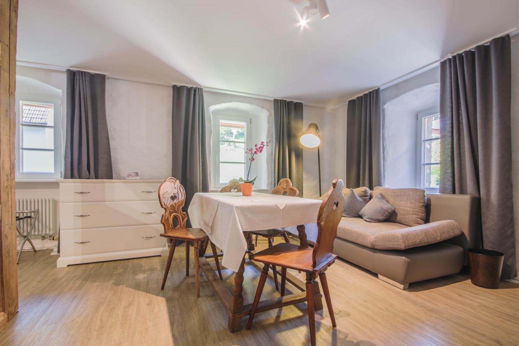Haus Ella Apartamento Stuhlingen Exterior foto